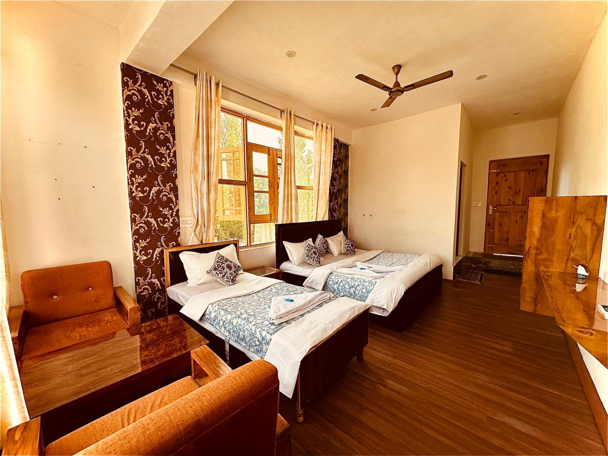 Hotel Gulmarg Residency, Kunzer 굴마르그 외부 사진