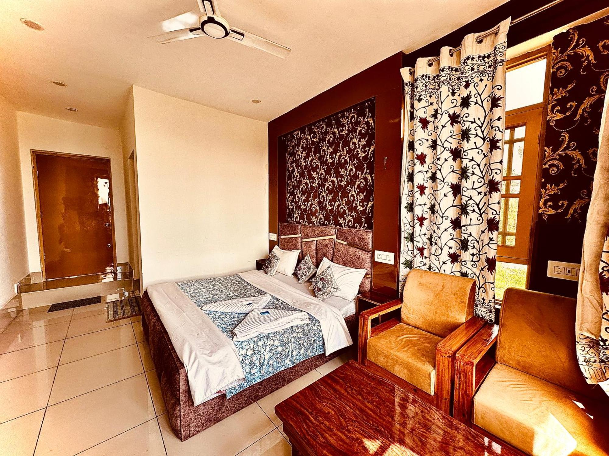 Hotel Gulmarg Residency, Kunzer 굴마르그 외부 사진
