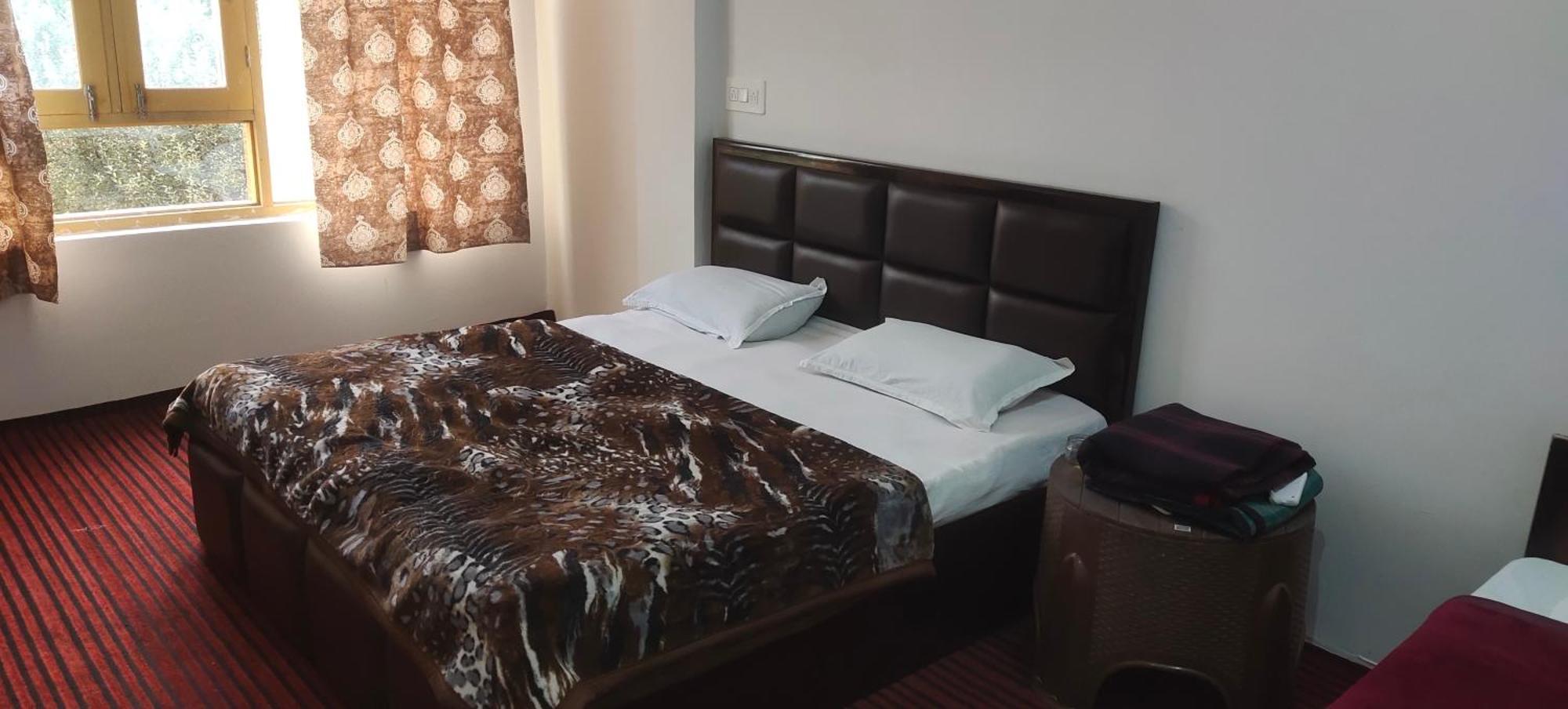 Hotel Gulmarg Residency, Kunzer 굴마르그 객실 사진